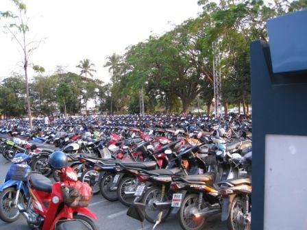 motorcycle-parking.jpg